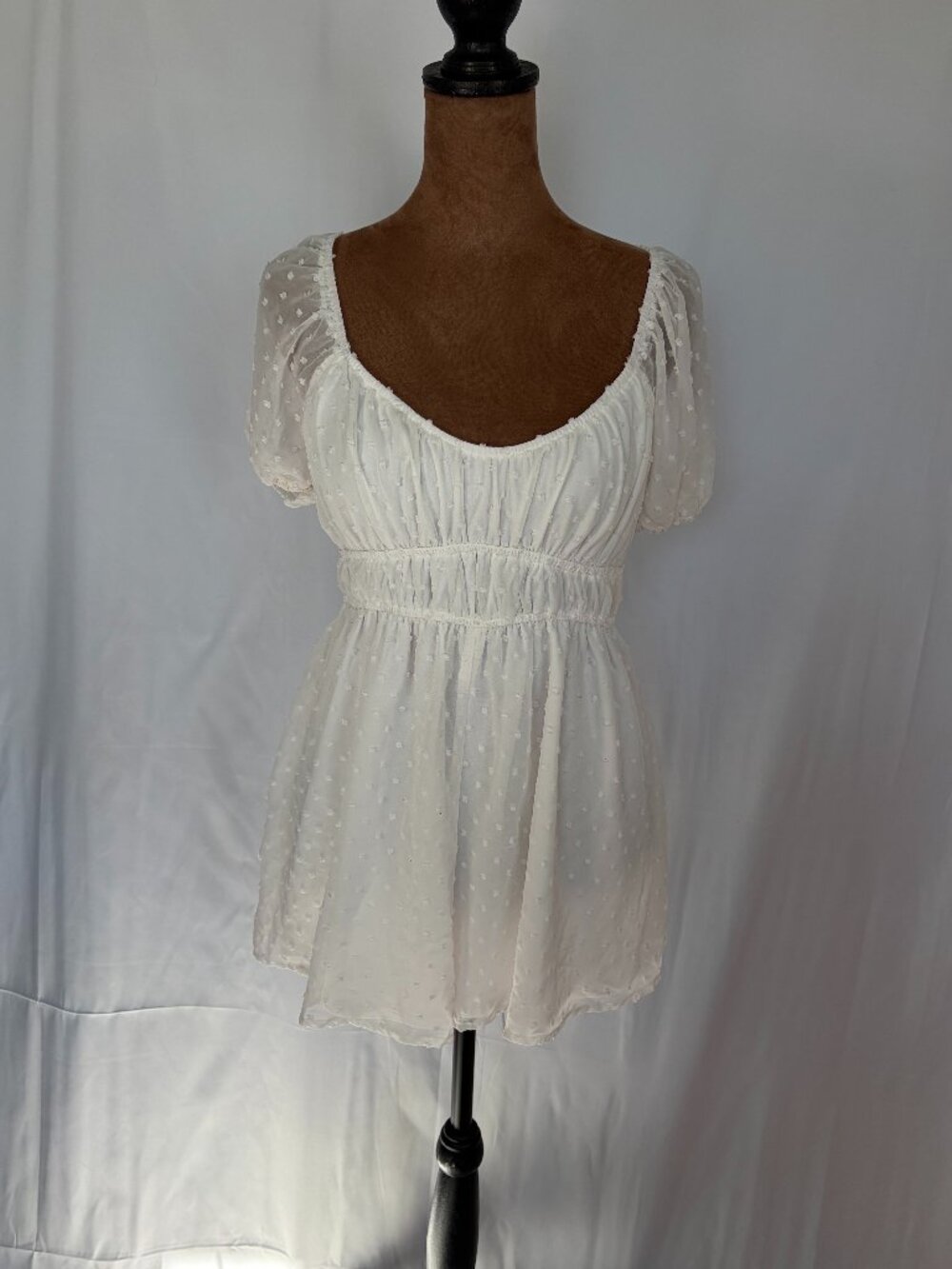 Altar'd State White Swiss Dot Puff Sleeve Romper Size Medium